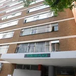 Rent 1 bedroom apartment in Johannesburg