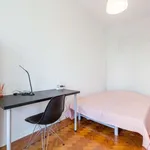 Rent a room in lisbon