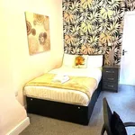 Rent 6 bedroom house in North East England