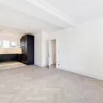 Rent 3 bedroom apartment in London