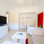 Rent a room of 100 m² in valencia