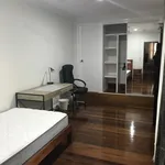 Rent 1 bedroom house in Taringa