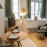 Rent 1 bedroom apartment of 260 m² in Lyon