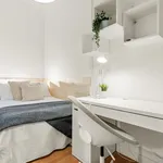 Rent 9 bedroom apartment in Barcelona