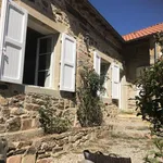 Maison de 104 m² avec 1 chambre(s) en location à Villefranche-de-Rouergue