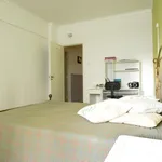 Rent 3 bedroom apartment in Lisbon