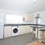 Rent 2 bedroom flat in Newcastle-under-Lyme