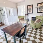 Rent 3 bedroom house of 92 m² in Florence