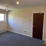 Rent 1 bedroom flat in Swansea