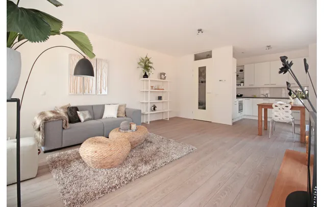 Huur 1 slaapkamer appartement van 109 m² in Zaandam