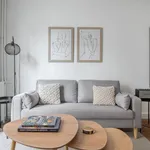 Rent 1 bedroom apartment of 549 m² in Paris