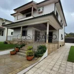 Rent 3 bedroom house of 630 m² in Braga