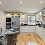 Rent 2 bedroom flat in London