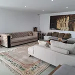 Rent 5 bedroom house of 430 m² in Marbella