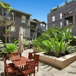 Rent 2 bedroom apartment in Melbourne