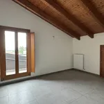 Affitto 3 camera appartamento di 92 m² in Cortemaggiore