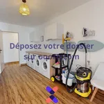 Appartement de 17 m² avec 11 chambre(s) en location à Treillières