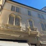 Rent 4 bedroom apartment of 198 m² in Padova