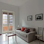 Rent 4 bedroom apartment in milan