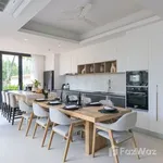 Rent 5 bedroom house of 270 m² in Phuket