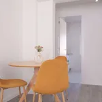 Rent a room of 75 m² in madrid