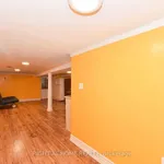 Appartement de 247 m² avec 1 chambre(s) en location à Toronto (Oakwood Village)