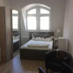 Rent 4 bedroom apartment in Frankfurt