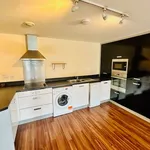 Flat to rent in Kingsquarter, Maidenhead SL6