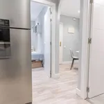 Rent 4 bedroom apartment of 15 m² in Barcelona