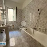 Affitto 4 camera appartamento di 120 m² in Palermo