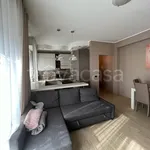 Rent 2 bedroom apartment of 70 m² in Milano