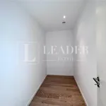 Rent 4 bedroom apartment of 197 m² in Bucuresti