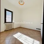 Affitto 3 camera appartamento di 95 m² in Vercelli