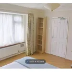 Rent 6 bedroom house in East Of England