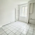 Rent 2 bedroom apartment of 35 m² in Nantes