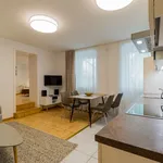 Rent 3 bedroom apartment of 45 m² in Berlin