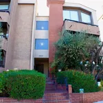 Rent 2 bedroom apartment of 142 m² in sherman oaks