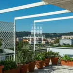 Rent 4 bedroom house of 250 m² in  Roma