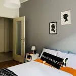 Rent a room in turin