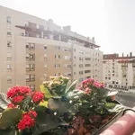 Rent 2 bedroom apartment of 100 m² in lisbon