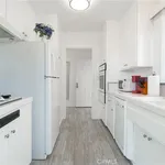 Rent 2 bedroom apartment of 90 m² in hermosa beach