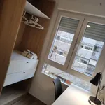 Rent 4 bedroom apartment in Valencia