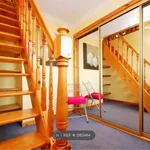 Rent 3 bedroom house in Scotland