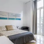 Rent 7 bedroom apartment in Valencia