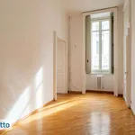 Affitto 5 camera appartamento di 140 m² in Turin