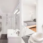 Miete 2 Schlafzimmer wohnung von 56 m² in Stuttgart