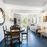 Rent 1 bedroom apartment of 50 m² in Florence