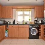 Rent 2 bedroom flat in Reigate