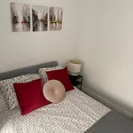 Alquilar 4 dormitorio apartamento en Malaga