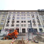 Pronajměte si 3 ložnic/e byt o rozloze 320 m² v Praha